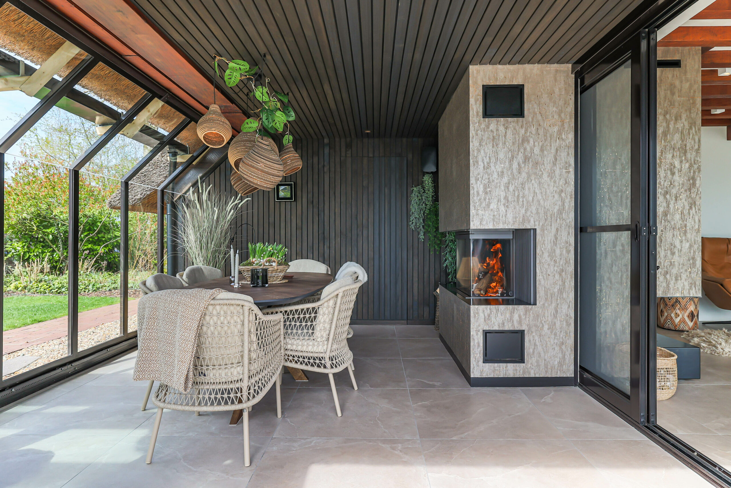 De haard van Bart & Mieke