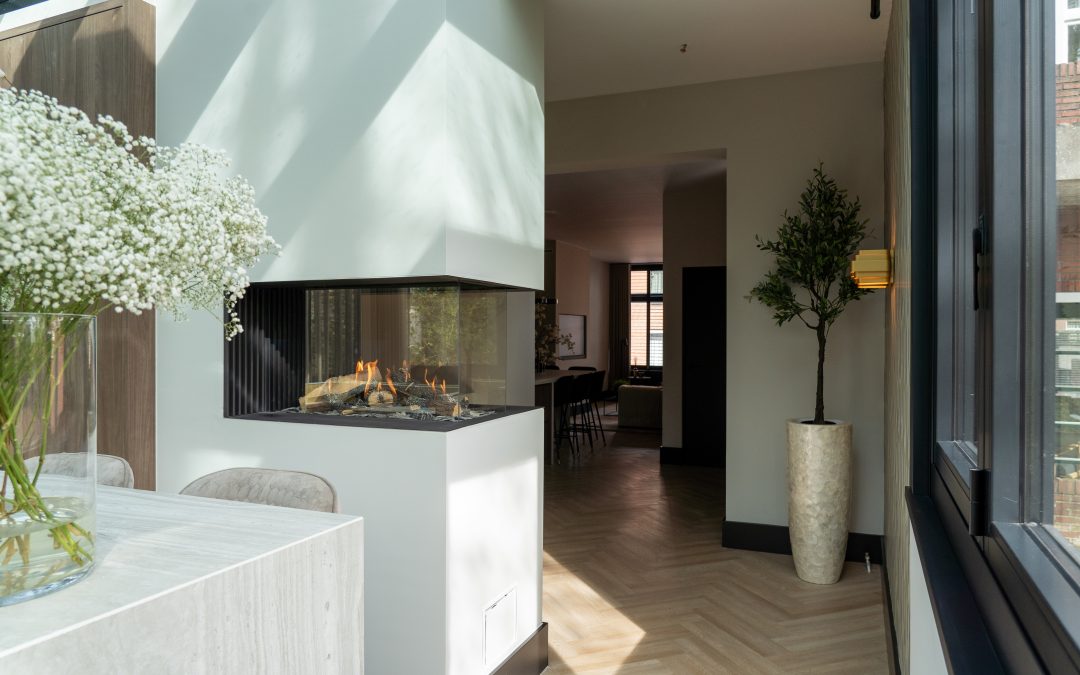 De haard van Mischa en Natascha